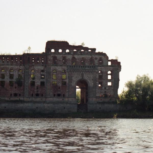 Analogue photograph by Mateusz Siudmak